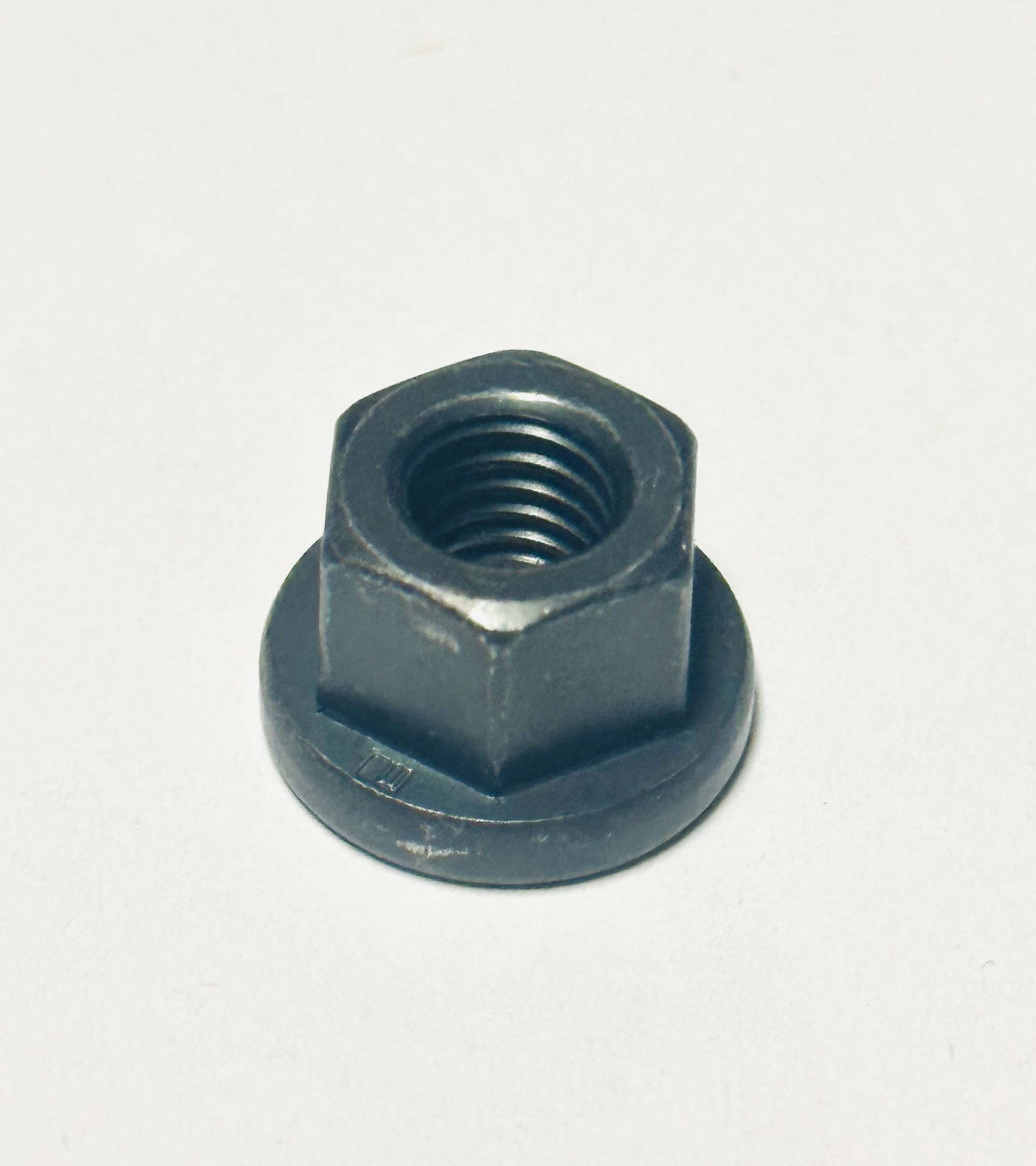 M8 Flanged Cylinder Head Nut
